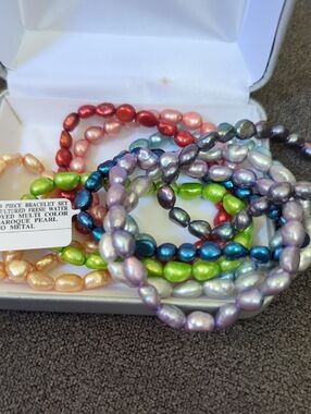 Multi-Color Freshwater Pearl Stretch Bracelet Set - Unbranded